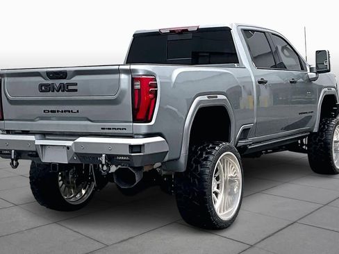 Used 2024 GMC Sierra 2500 Denali Ultimate w/ Max Trailering Package image 13