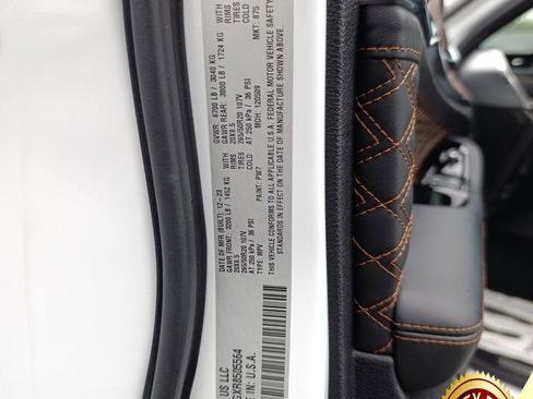 Used 2024 Jeep Grand Cherokee L Summit image 35