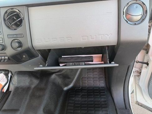 Used 2011 Ford F450 XL w/ PWR Equipment Group image 37