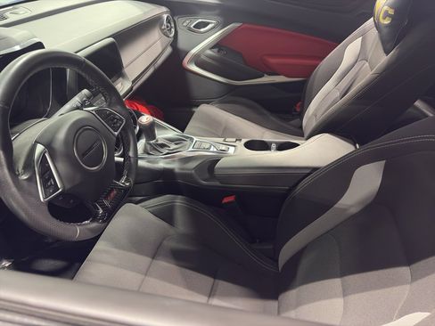 Used 2016 Chevrolet Camaro SS image 5