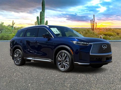 New 2026 INFINITI QX60 Luxe image 2