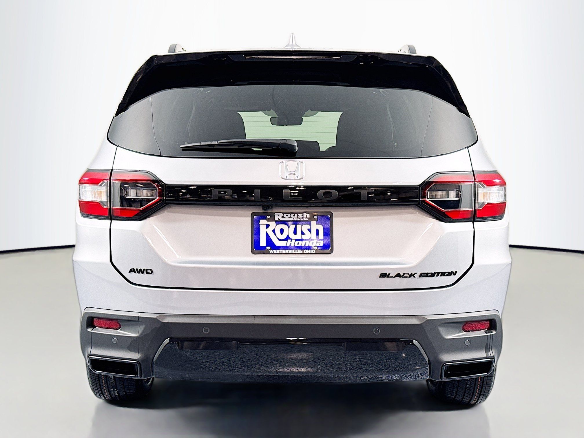 New 2026 Honda Pilot Black Edition image 6