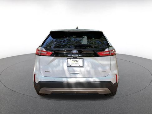 Used 2024 Ford Edge SEL image 6