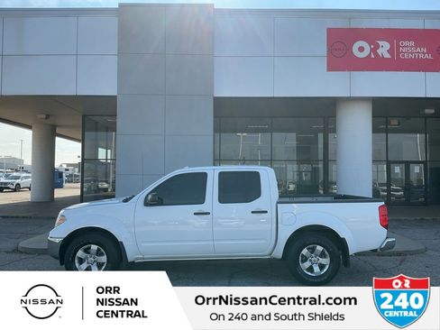 Used 2011 Nissan Frontier SV w/ SV Premium Utility Pkg image 8