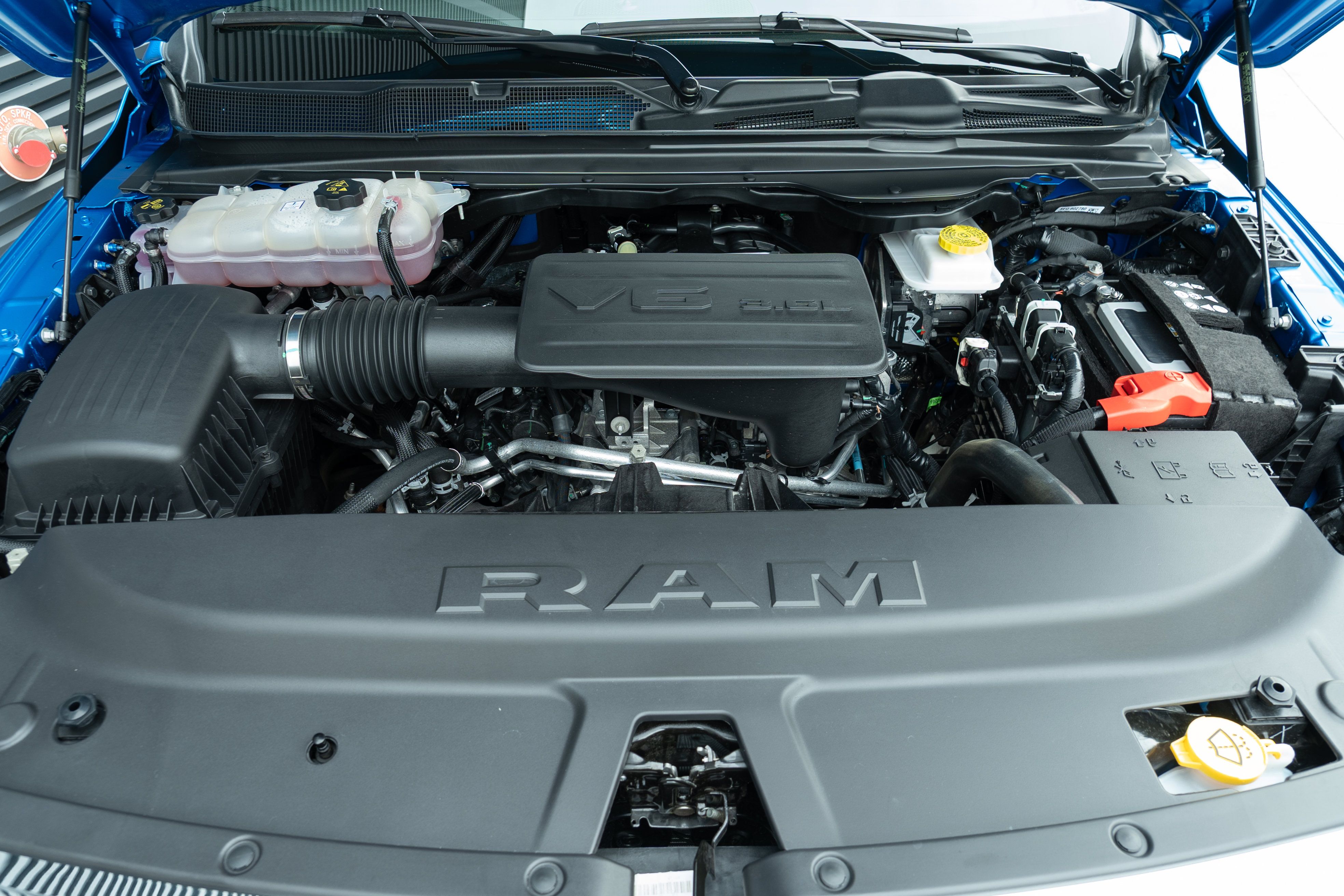 Used 2025 RAM 1500 Big Horn AWD/4WD image 9