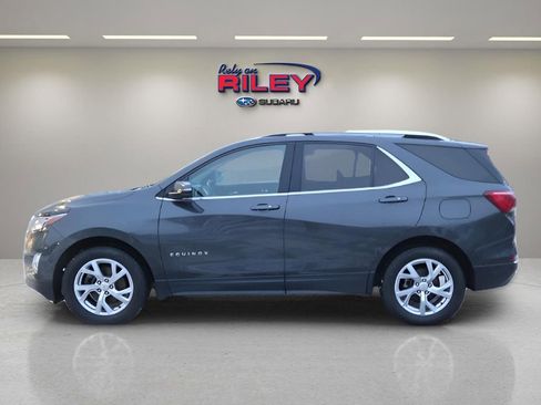 Used 2019 Chevrolet Equinox LT image 2