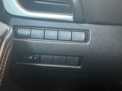 Used 2021 Nissan Rogue S FWD image 24