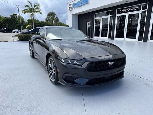 Used 2024 Ford Mustang Coupe RWD image 7