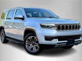 Used 2022 Jeep Wagoneer Series III video 1