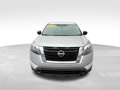 Used 2024 Nissan Pathfinder S