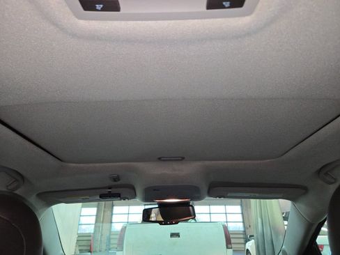 Used 2013 Buick LaCrosse Leather image 11