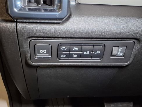 Used 2026 GMC Hummer EV 4x4 Crew Cab image 17