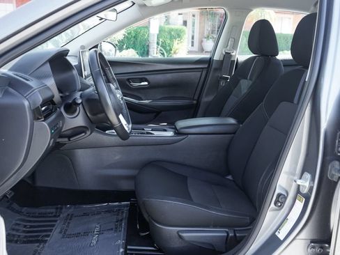 Used 2024 Nissan Sentra SV w/ All-Weather Package FWD image 16