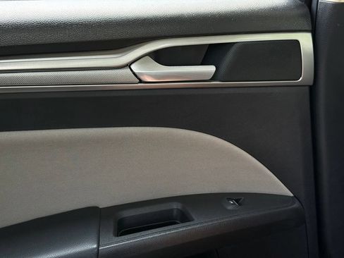 Used 2018 Ford Fusion S FWD image 43