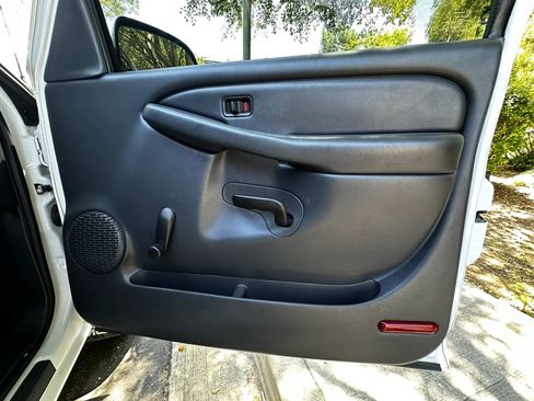 Used 2002 GMC Sierra 1500 2WD Extended Cab image 29