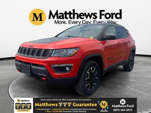 Used 2021 Jeep Compass Trailhawk w/ Convenience Group AWD/4WD image 1
