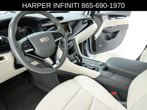 Used 2023 Cadillac XT6 Premium Luxury FWD image 59