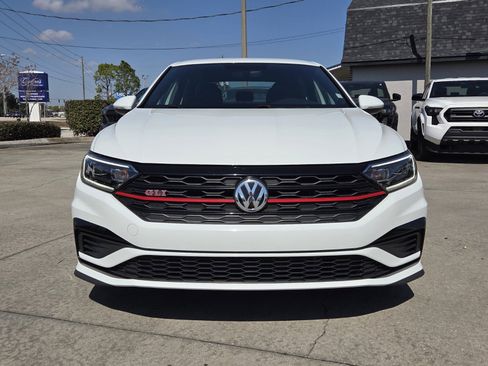 Used 2019 Volkswagen Jetta GLI image 2