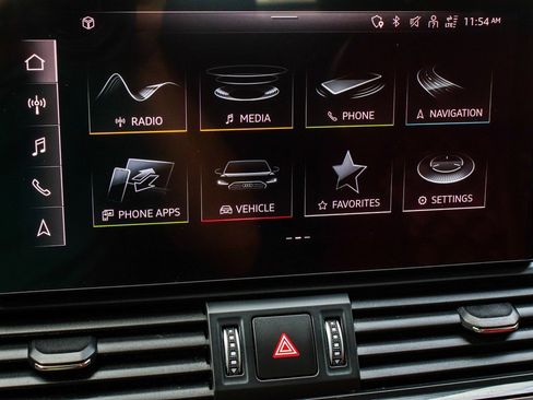 Used 2022 Audi SQ5 Premium Plus w/ Premium Plus Package image 22