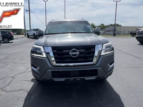 Used 2023 Nissan Armada SL RWD image 3