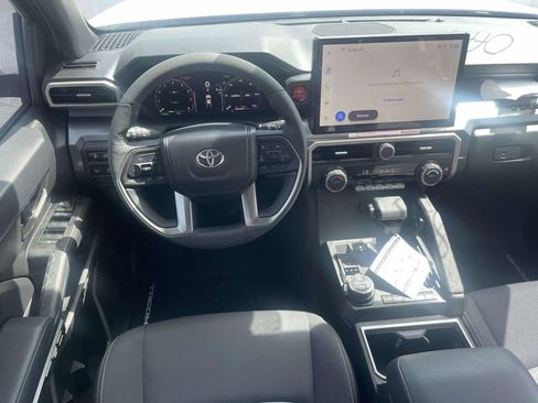 New 2025 Toyota Tacoma TRD Off-Road AWD/4WD image 12
