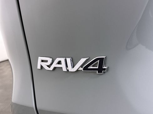 Used 2022 Toyota RAV4 XLE image 68