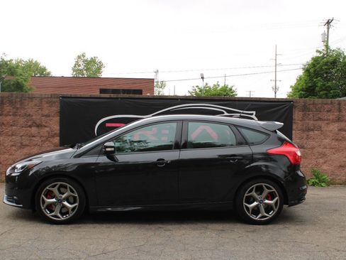 Used 2014 Ford Focus ST image 2