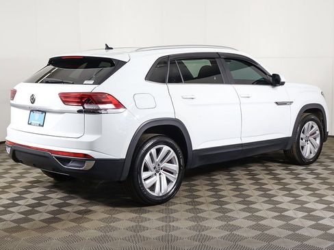 Used 2023 Volkswagen Atlas Cross Sport SE w/ Panoramic Sunroof Package image 10