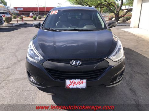 Used 2015 Hyundai Tucson GLS w/ Option Group 02 FWD image 3