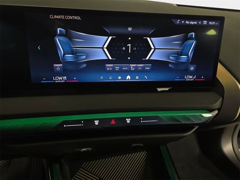 Used 2025 BMW X3 xDrive30i w/ Convenience Package image 26