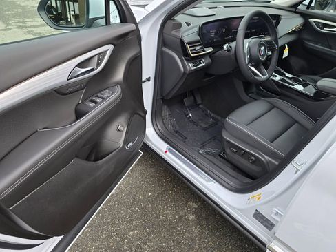 Used 2026 Buick Envision Avenir AWD/4WD image 21