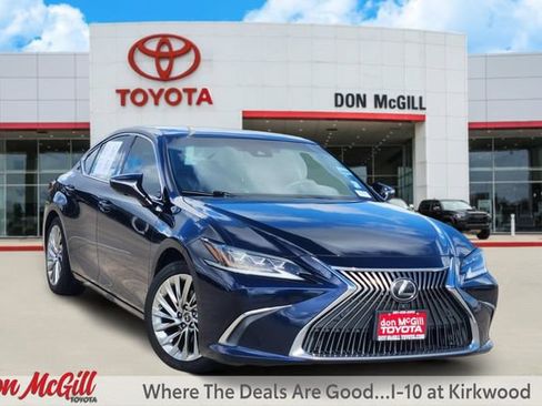 Used 2020 Lexus ES 350 Ultra Luxury w/ Accessory Package 2 FWD image 1