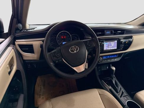 Used 2015 Toyota Corolla LE FWD image 21