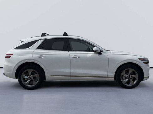 New 2026 Genesis GV70 2.5T Select image 2