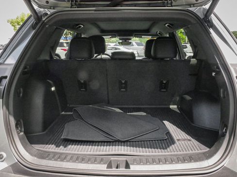 Used 2026 Chevrolet Equinox ACTIV w/ Convenience Package III FWD image 32