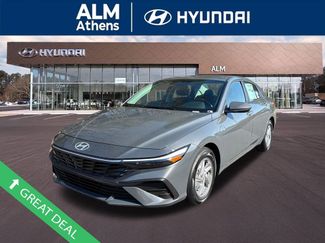 New 2026 Hyundai Elantra SE video 1