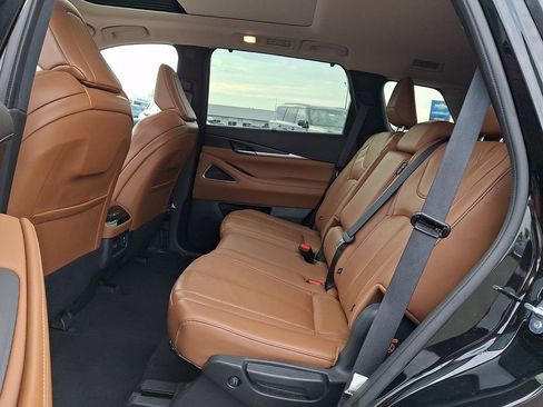 Used 2023 INFINITI QX60 Sensory w/ Vision Package AWD/4WD image 11