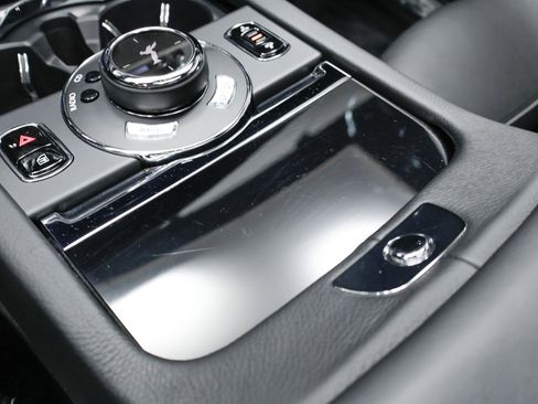 Used 2016 Rolls-Royce Ghost image 45