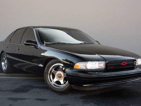 Used 1996 Chevrolet Impala SS image 5