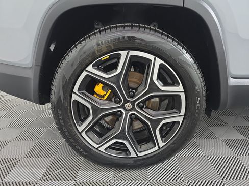 Used 2023 Rivian R1S Adventure AWD/4WD image 12