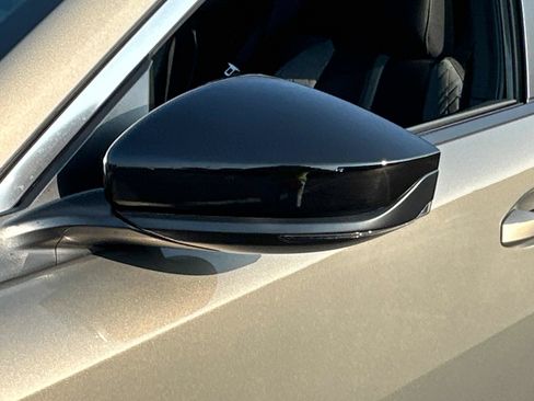 New 2026 Nissan Sentra SV w/ SV Convenience Package FWD image 9