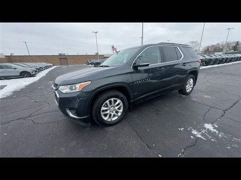 Certified 2021 Chevrolet Traverse LT w/ LPO, Floor Liner Package image 4