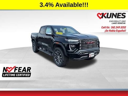 New 2025 GMC Canyon Denali image 1