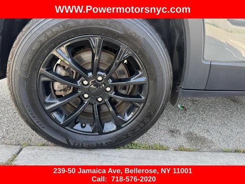 Used 2023 Jeep Cherokee Altitude Lux AWD/4WD image 18
