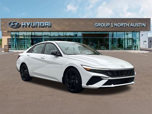New 2026 Hyundai Elantra Sport image 3