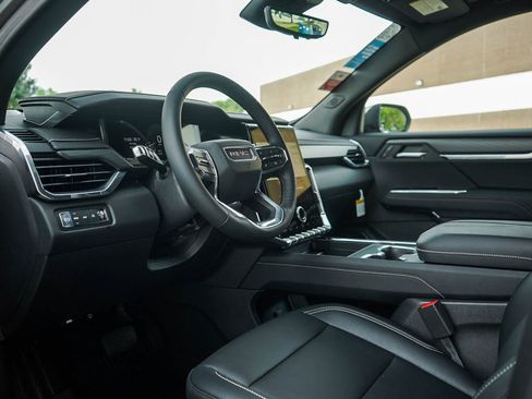 New 2026 GMC Acadia Elevation AWD/4WD image 19