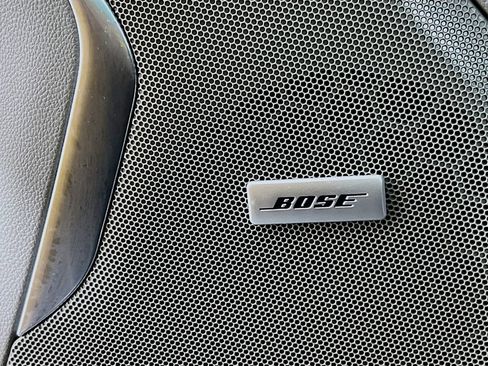 Used 2022 Chevrolet Tahoe Z71 w/ Off-Road Capability Package image 20