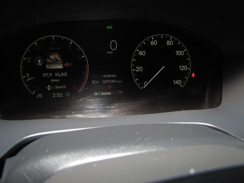 Certified 2025 Honda CR-V EX-L image 4