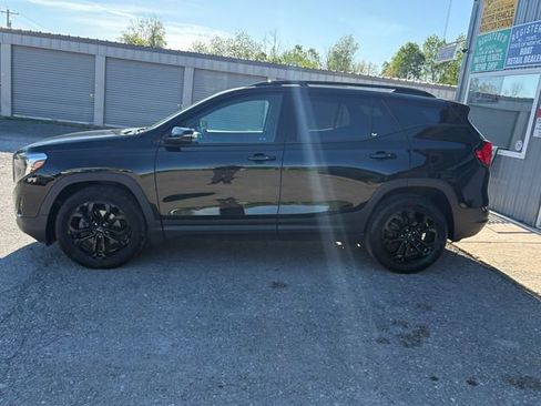 Used 2020 GMC Terrain SLT w/ Preferred Package AWD/4WD image 4