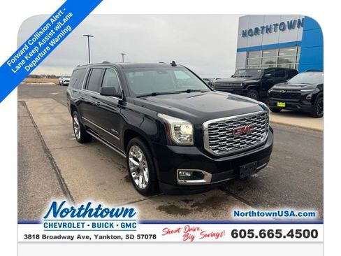 Used 2019 GMC Yukon XL Denali image 6
